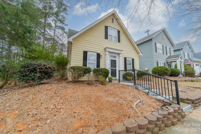 608 Catawba Ave, Davidson, NC 28036