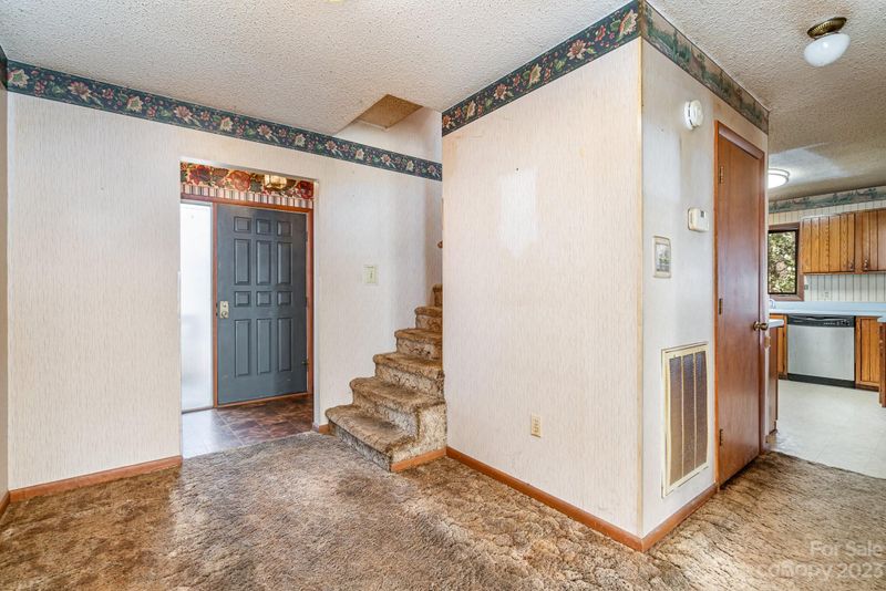5408 Old Farm Rd, Gastonia, NC 28056