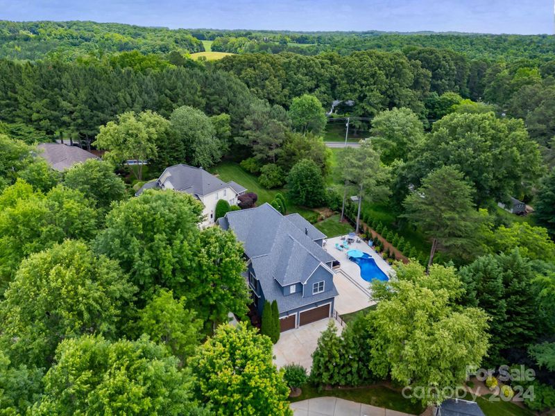 17024 Piermont St, Davidson, NC 28036