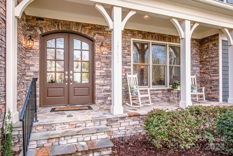 17024 Piermont St, Davidson, NC 28036