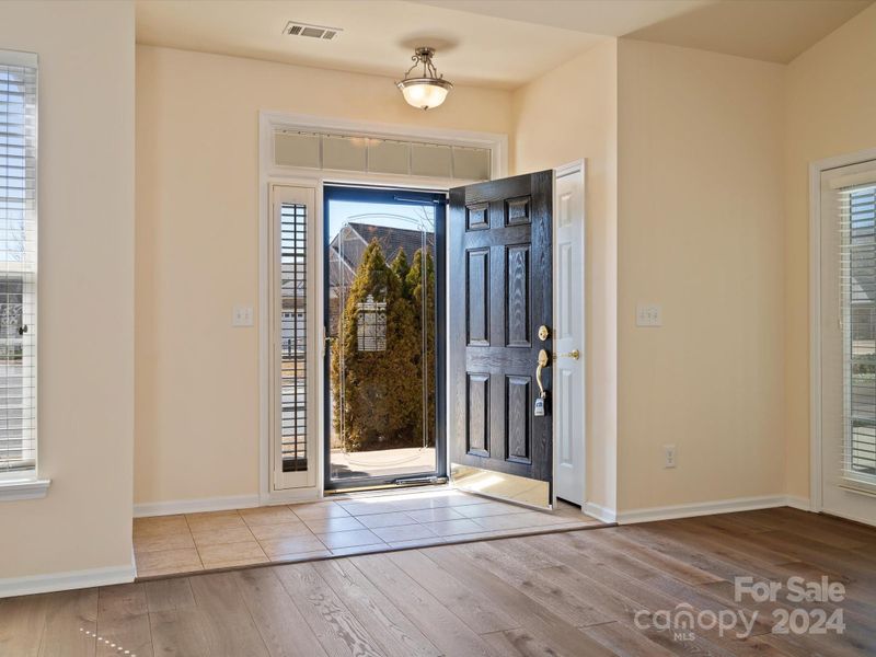 6720 Cinnamon Cir, Mint Hill, NC 28227