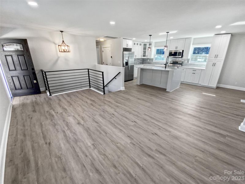 5225 Burke Dr, Charlotte, NC 28208
