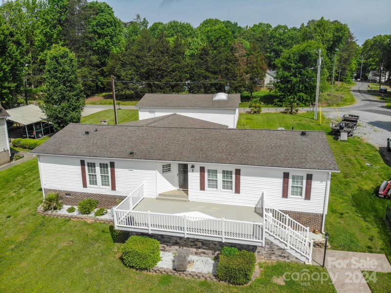 7178 Executive Cir, Denver, NC 28037