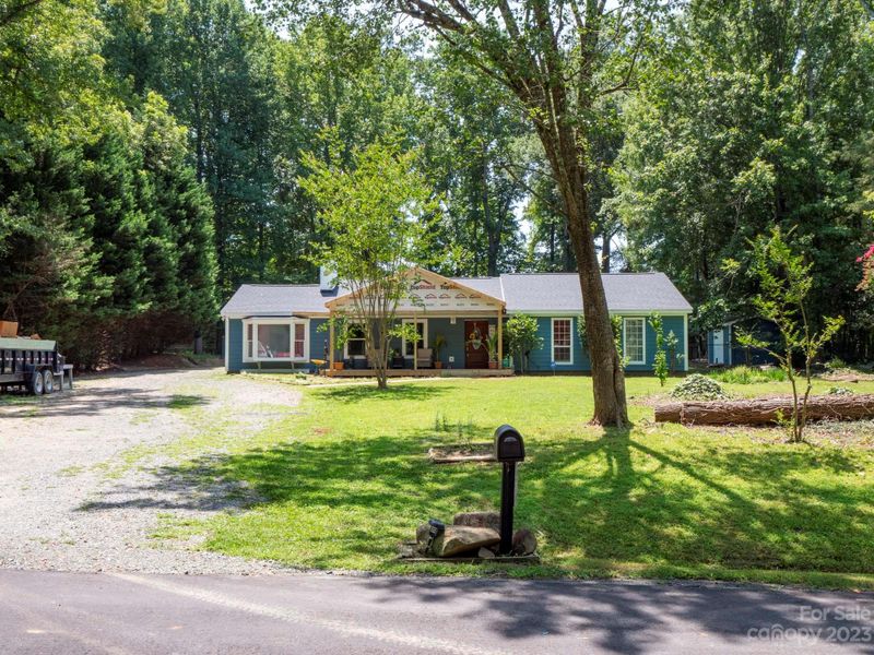 7935 Saddleview Ct, Charlotte, NC 28215