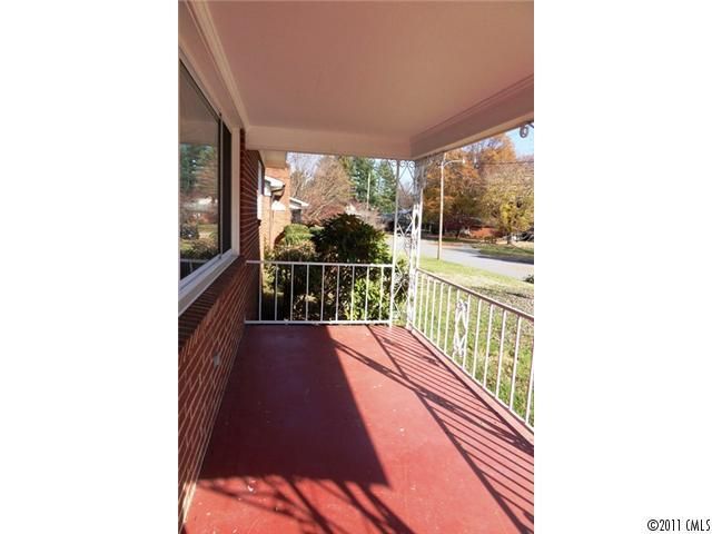 809 Kerley Ct, Statesville, NC 28677