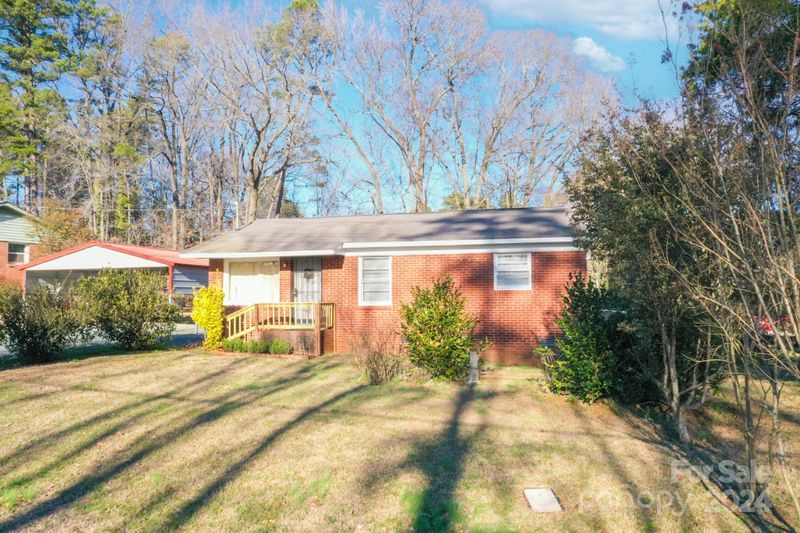2205 Ashcraft Ave, Monroe, NC 28110