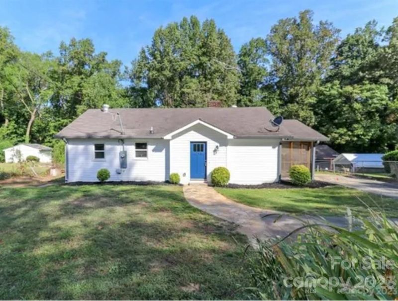 711 Hillside St, Kannapolis, NC 28083