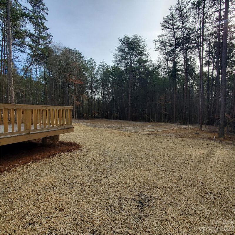 15403 Thomas Rd, Charlotte, NC 28278