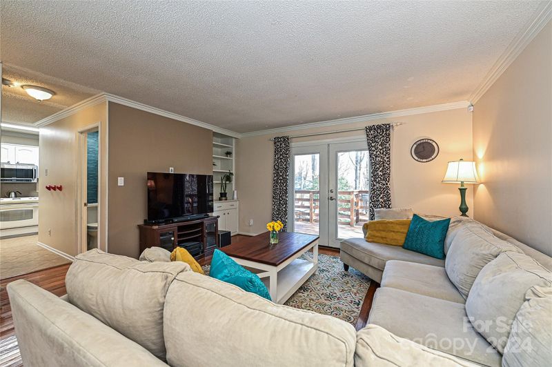 8318 Trail View Dr, Charlotte, NC 28226