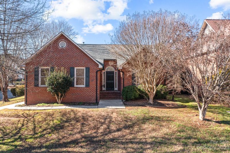 1131 Thoroughbred Pl, Concord, NC 28027
