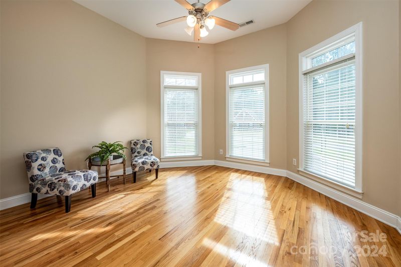 144 Honeysuckle Creek Loop, Mooresville, NC 28117