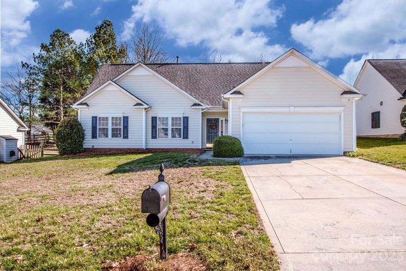 2452 Acadia Ct, Kannapolis, NC 28083