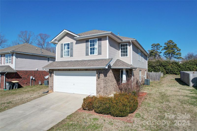 2011 Quill Ct, Kannapolis, NC 28083
