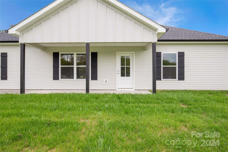 672 Double K Rd, Clover, SC 29710