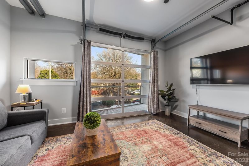1611 Central Ave #202, Charlotte, NC 28205