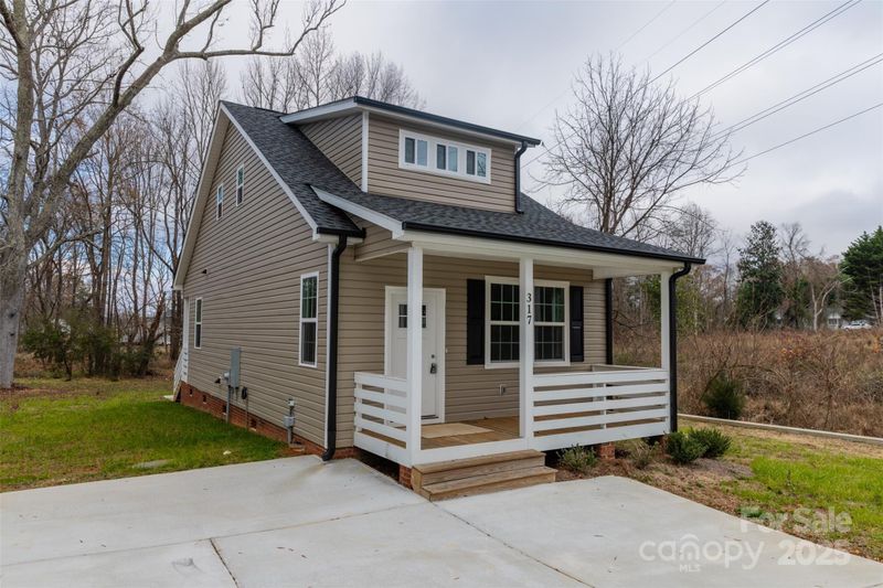 317 Blackburn St, York, SC 29745