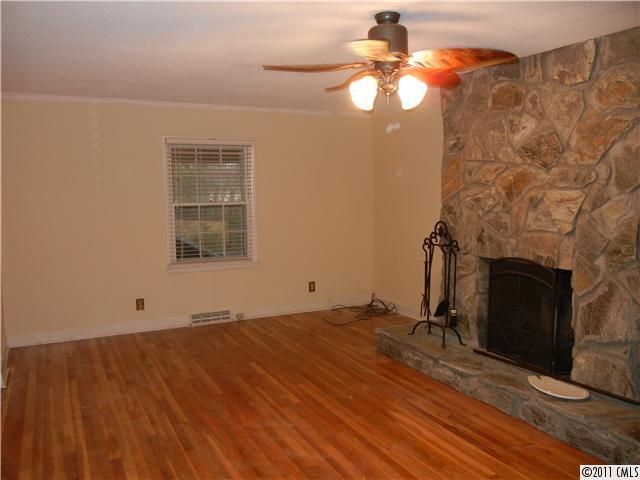 403 N Cherry St, Cherryville, NC 28021