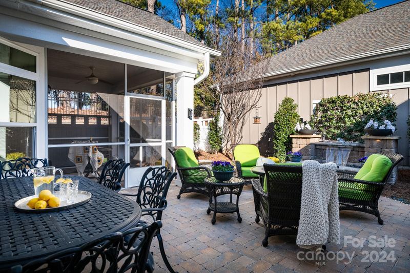 16108 Lakeside Loop Ln, Cornelius, NC 28031