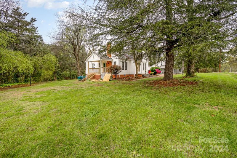 2506 Hickory Ave, Concord, NC 28027