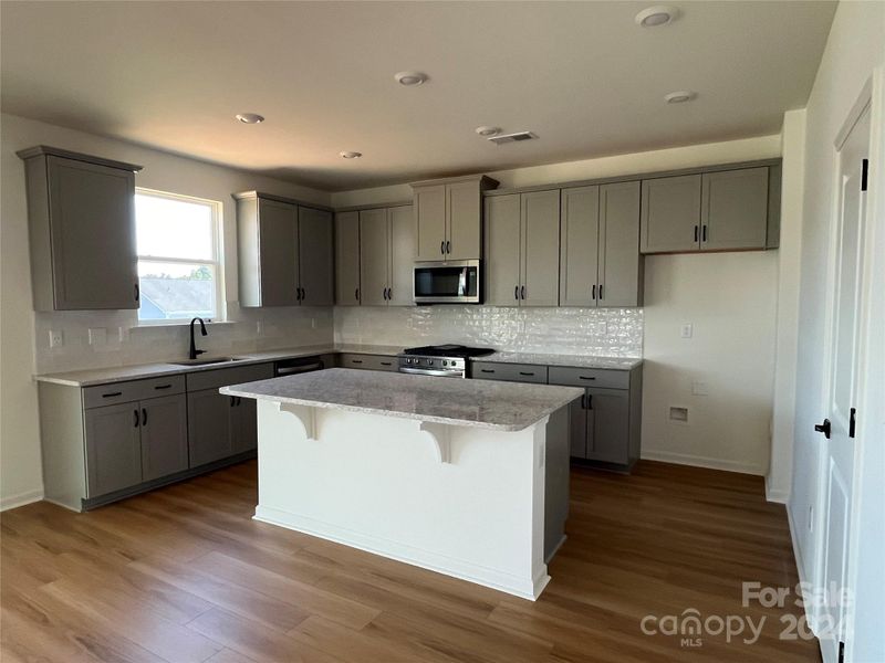 353 Lancashire Ct, Denver, NC 28037