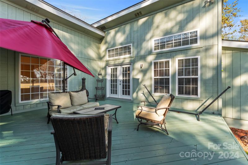 16081 Molokai Dr, Tega Cay, SC 29708