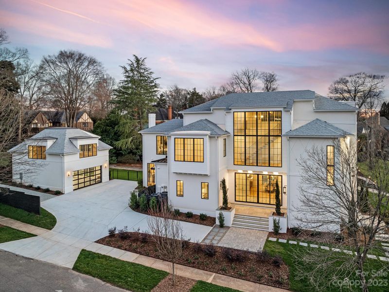 2144 Hastings Dr, Charlotte, NC 28207