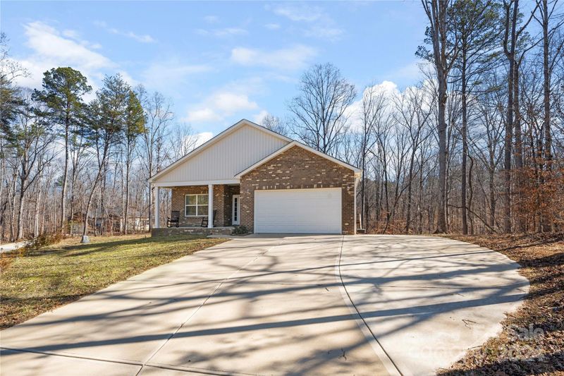 218 Rambler Ln, Blacksburg, SC 29702