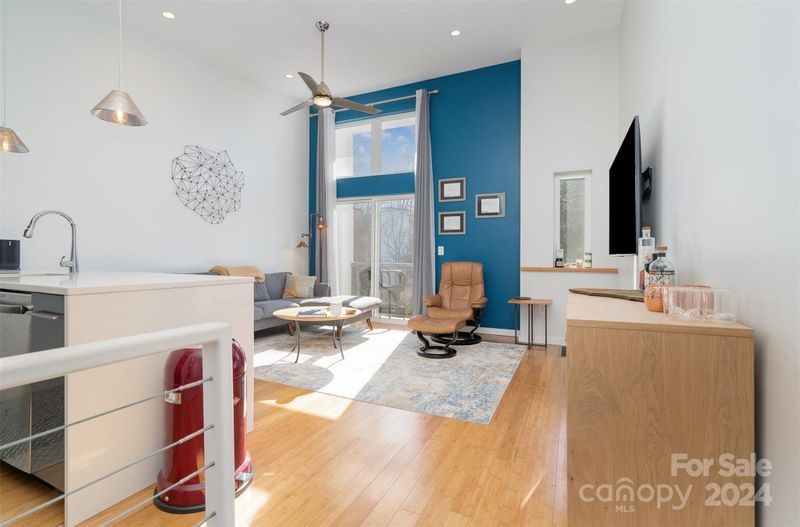 2728 N Davidson St, Charlotte, NC 28205