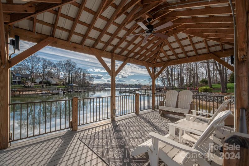 21525 Sandy Cove Rd, Cornelius, NC 28031