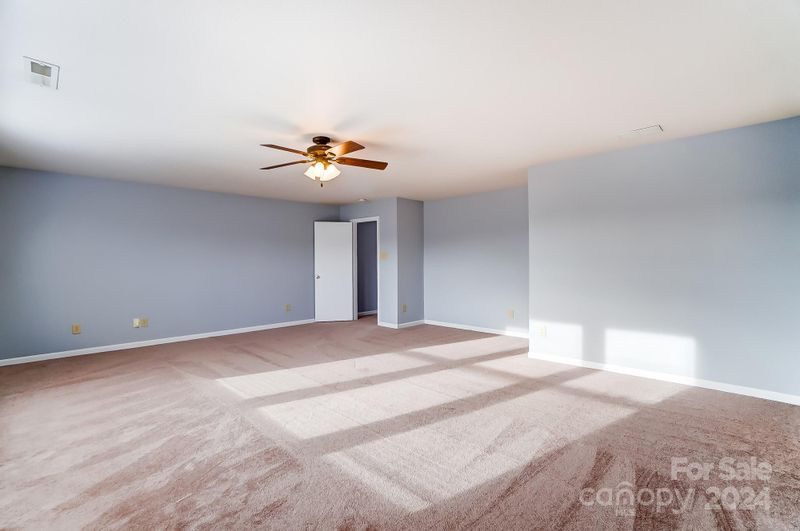 1106 Adirondak Dr, Gastonia, NC 28052