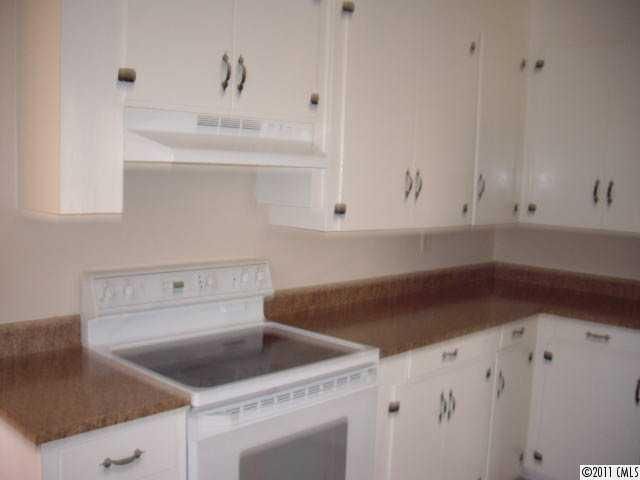 2 Park Dr, York, SC 29745