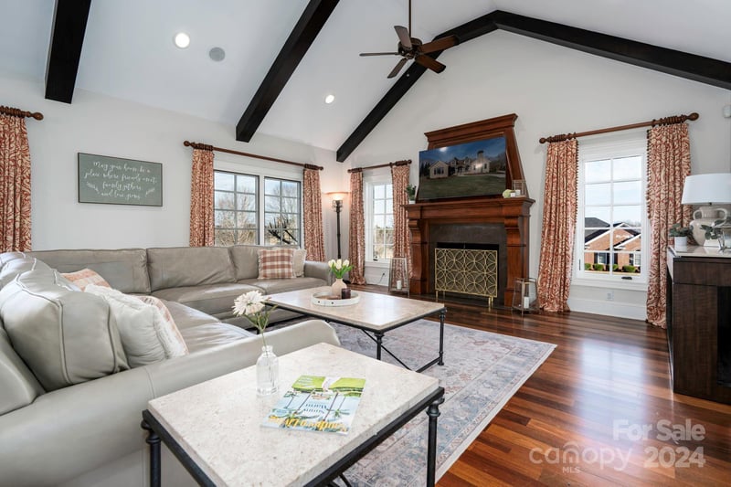 3965 Golf Dr NE, Conover, NC 28613
