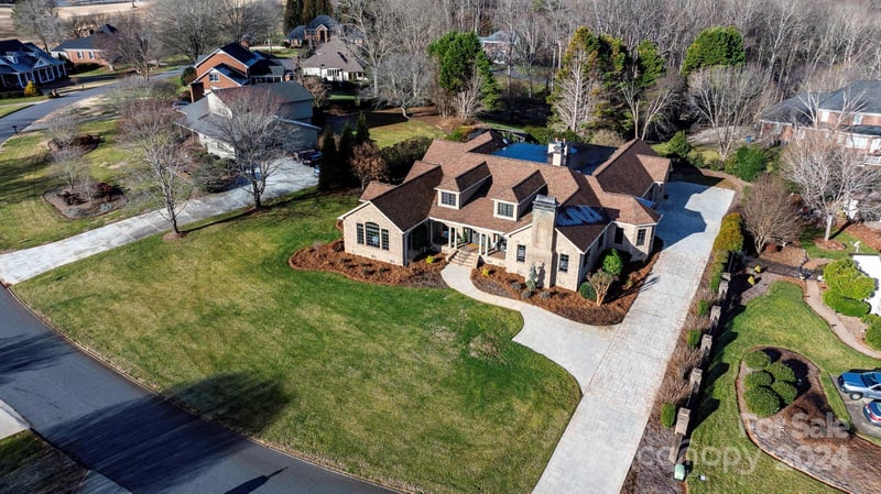 3965 Golf Dr NE, Conover, NC 28613