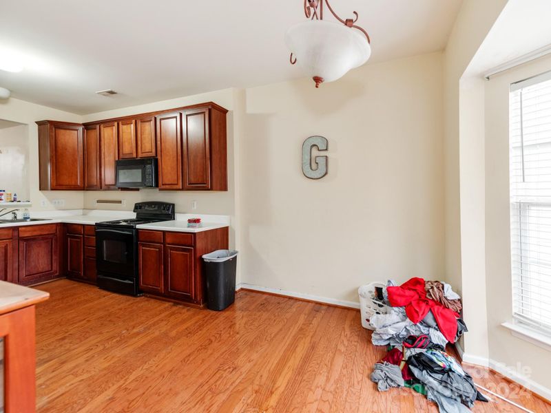 1666 Backcreek Ln, Gastonia, NC 28054
