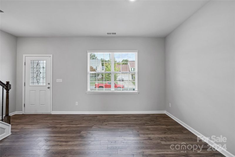 9936 Brawley Ln, Charlotte, NC 28215