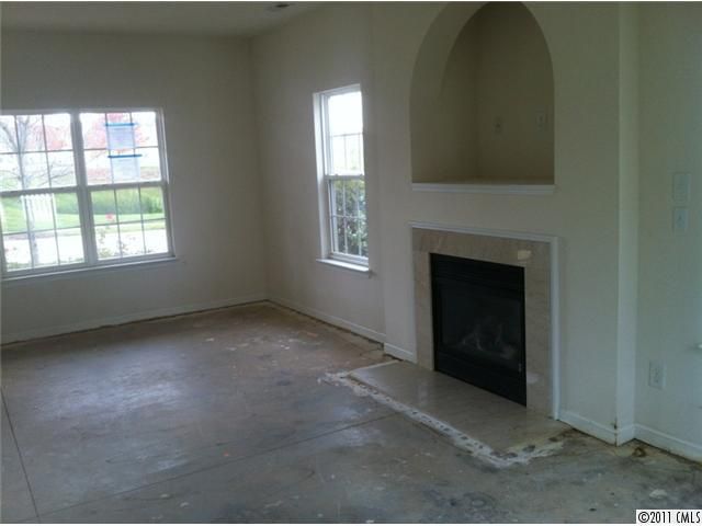10727 Meadow Crossing Ln, Cornelius, NC 28031