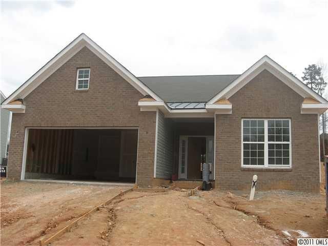 151 Warfield Dr, Mooresville, NC 28115