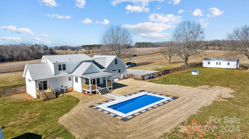 1692 Owls Den Rd, Lincolnton, NC 28092