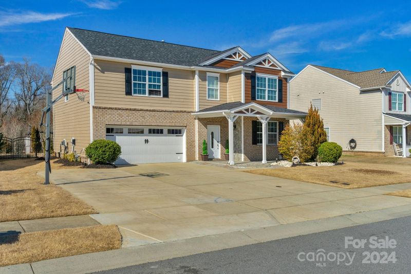 7005 Blue Stream Ln, Indian Trail, NC 28079