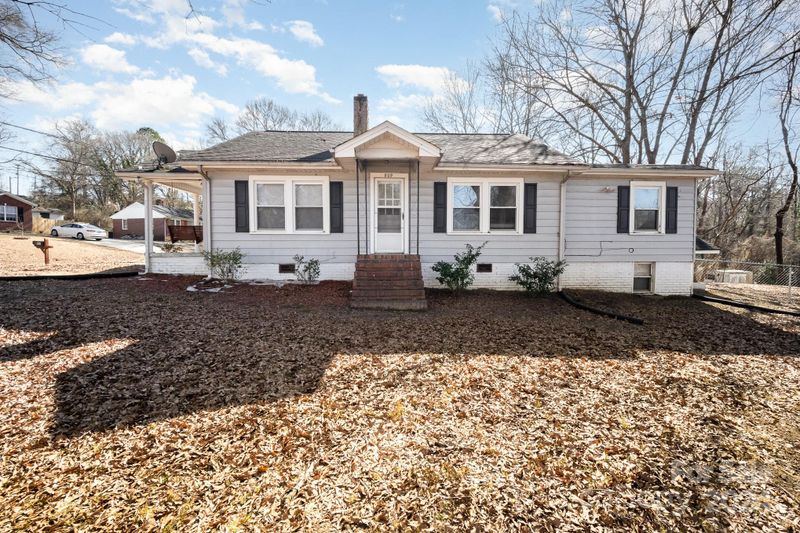 809 E Harrison Ave, Gastonia, NC 28054
