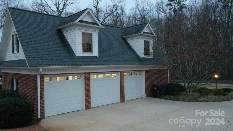 3440 Duck Pond Dr NE, Conover, NC 28613