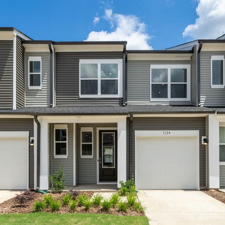 3124 Hutton Gardens Ln, Charlotte, NC 28269