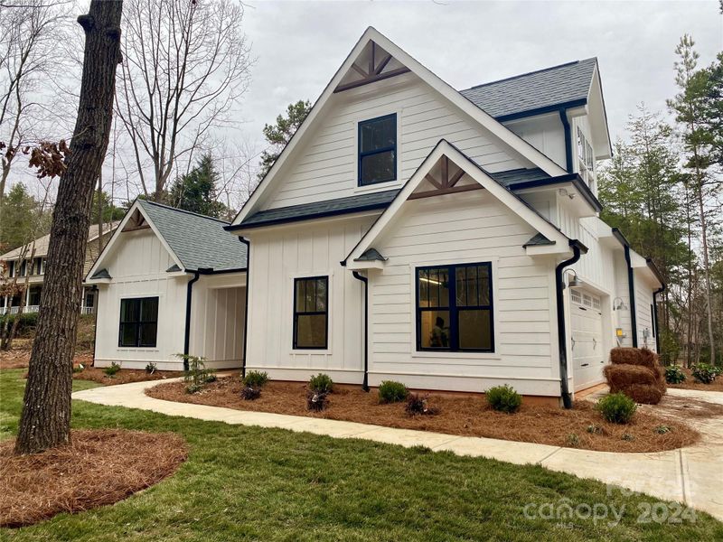 7575 Deer Track Dr #15A, Denver, NC 28037