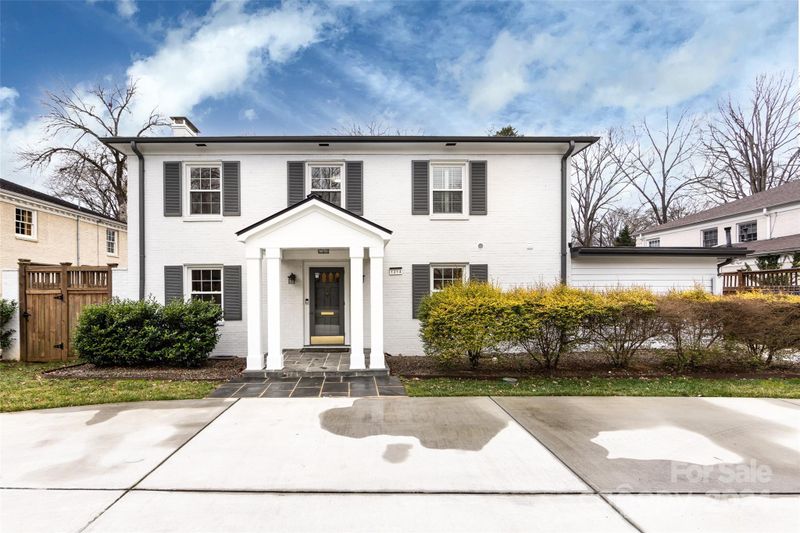 1214 Providence Rd, Charlotte, NC 28207
