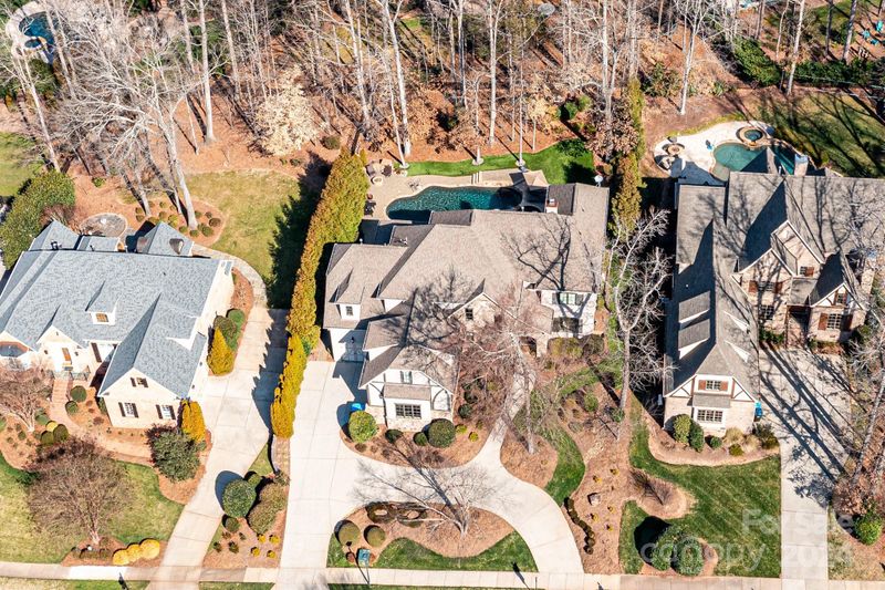1410 Elmsford Ln, Matthews, NC 28105