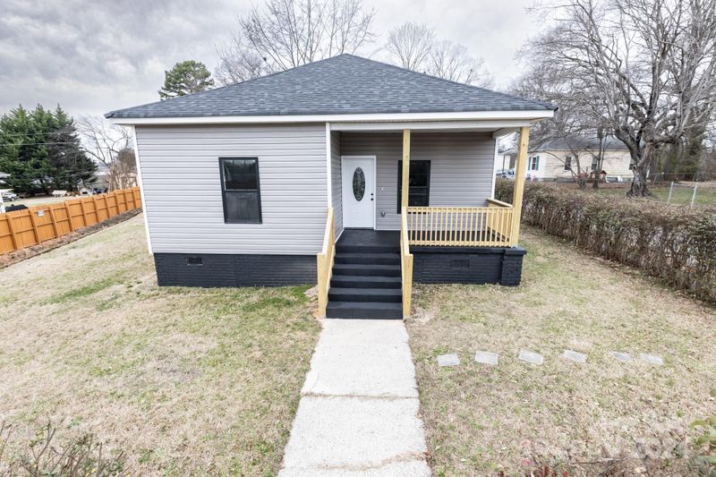 1409 Congress St, Gastonia, NC 28054