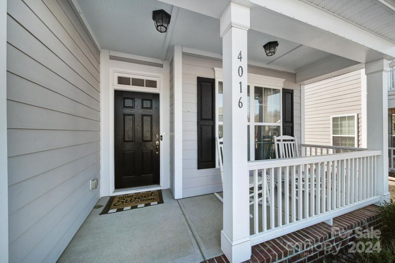 4016 Whittier Ln, Tega Cay, SC 29708