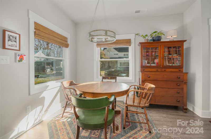 1631 Longfellow St, Charlotte, NC 28205