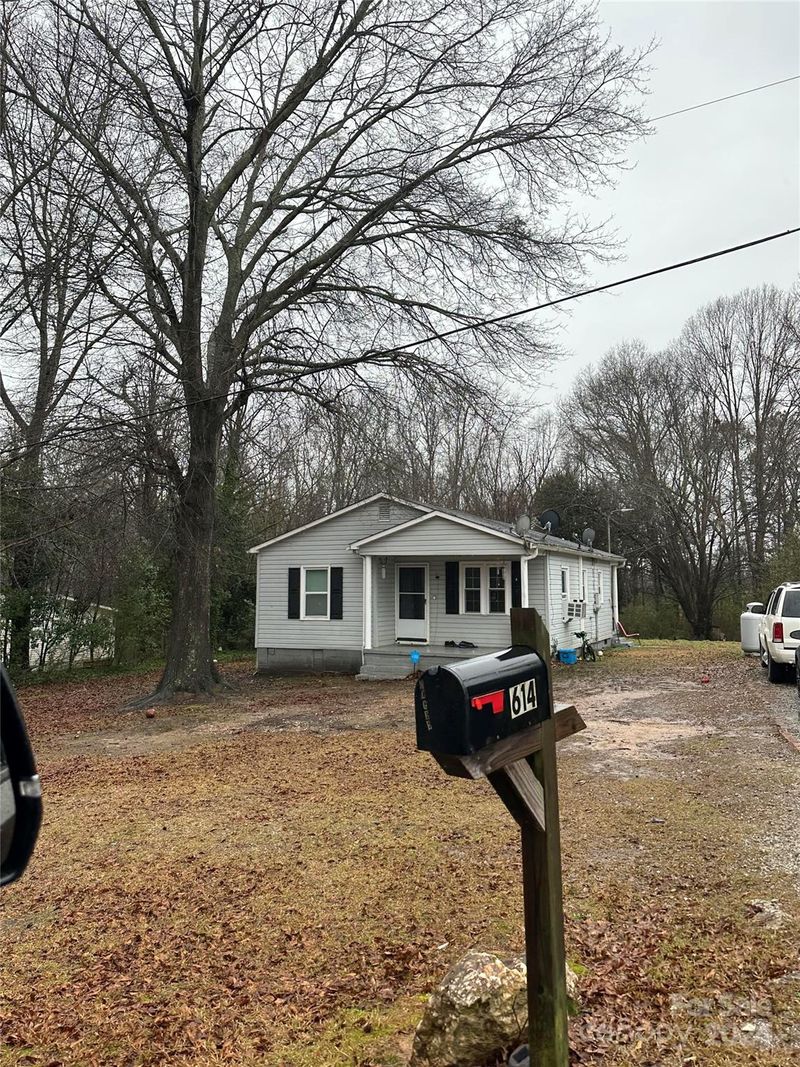 614 Michaw St, Lancaster, SC 29720