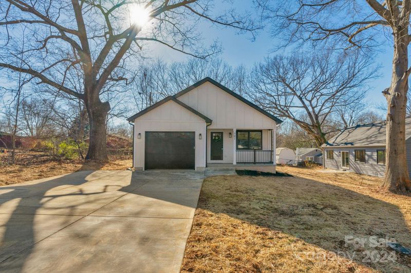 307 Huss St, Lincolnton, NC 28092